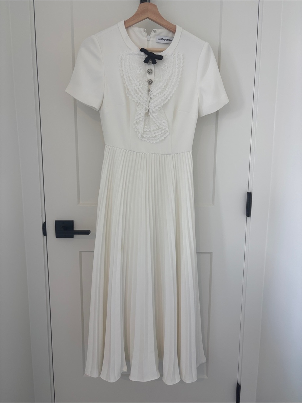 Self-Portrait lace-collar pleated midi dress